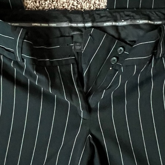 Express black pants with white pin stripes…🖤🤍 - Picture 3 of 3